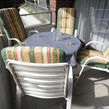 Apartament 1964 In Tossens